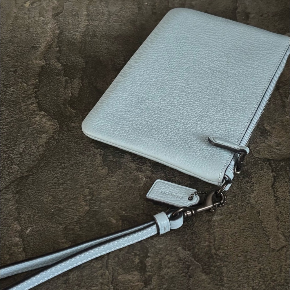 COACH Large Wristlet - Picture 8 of 9